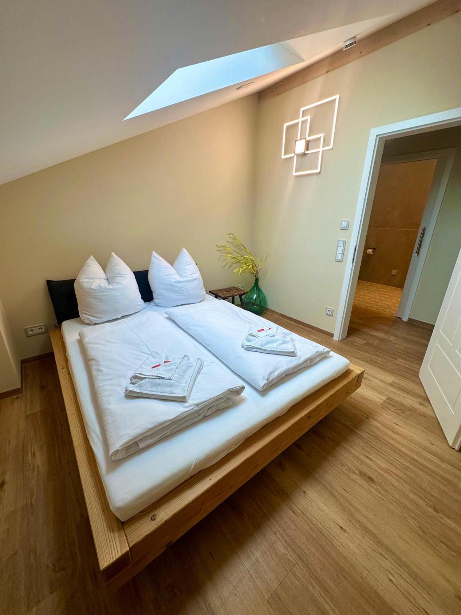 Vaicun Stays Luxury Apartments - Stilvolle Apartments Am Tegernsee Gmund am Tegernsee Buitenkant foto